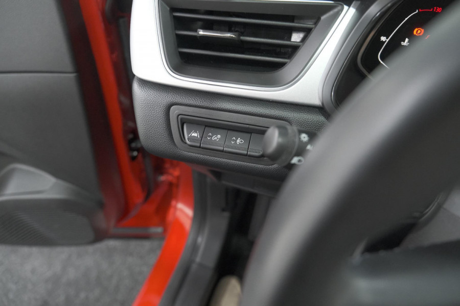 Renault Captur Mild Hybrid 140 EDC Intens | Navigatie | Camera | Cruise Control | Climate Control