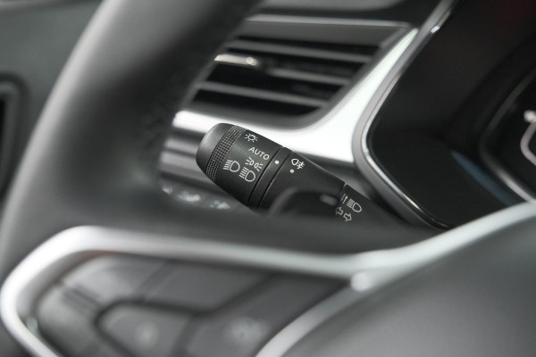 Renault Captur Mild Hybrid 140 EDC Intens | Navigatie | Camera | Cruise Control | Climate Control