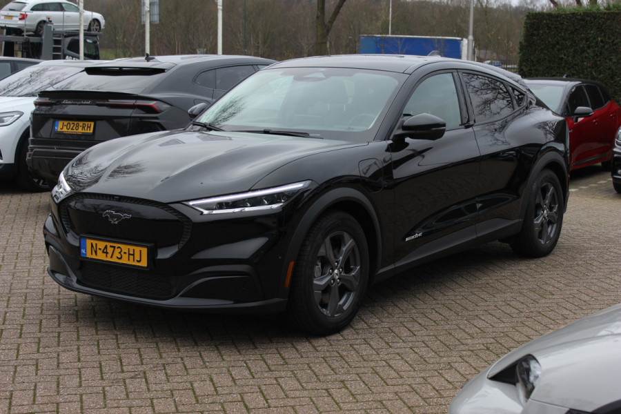 Ford Mustang Mach-E RWD 75 kWh / Trekhaak / 360Camera / Leder / 18'' / Keyless / DAB / B&O / Stoelverwarming / ACC