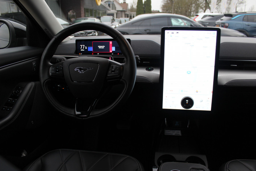 Ford Mustang Mach-E RWD 75 kWh / Trekhaak / 360Camera / Leder / 18'' / Keyless / DAB / B&O / Stoelverwarming / ACC