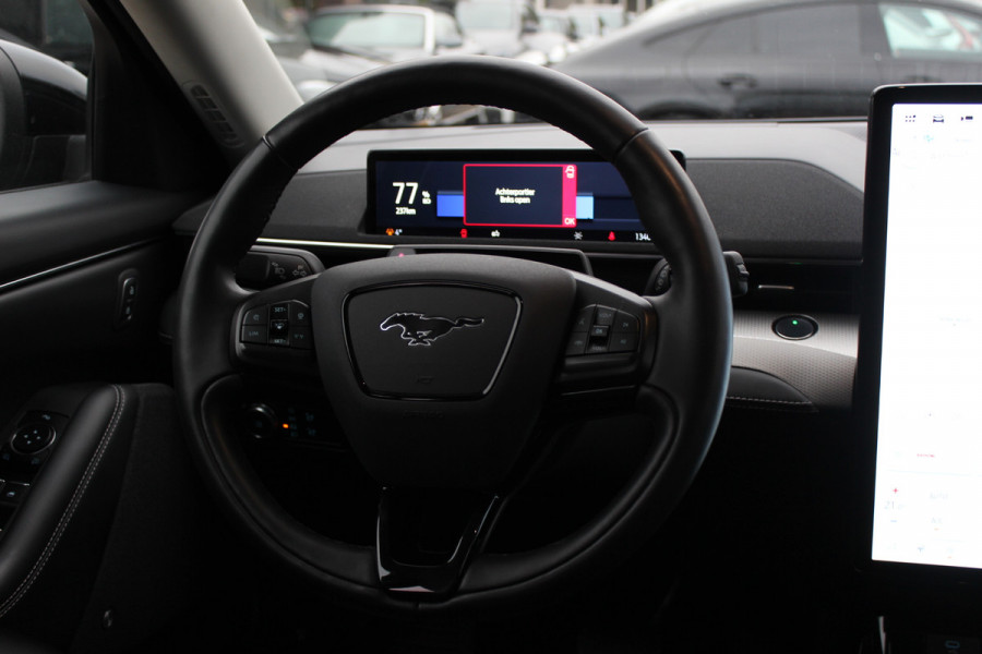 Ford Mustang Mach-E RWD 75 kWh / Trekhaak / 360Camera / Leder / 18'' / Keyless / DAB / B&O / Stoelverwarming / ACC