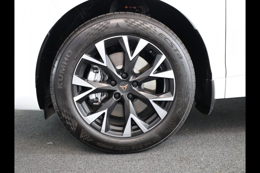 CUPRA Terramar 1.5 TSI e-Hybrid 204pk | Wegklapbare trekhaak | Navigatie via App | Matrix led verlichting | Parkeercamera