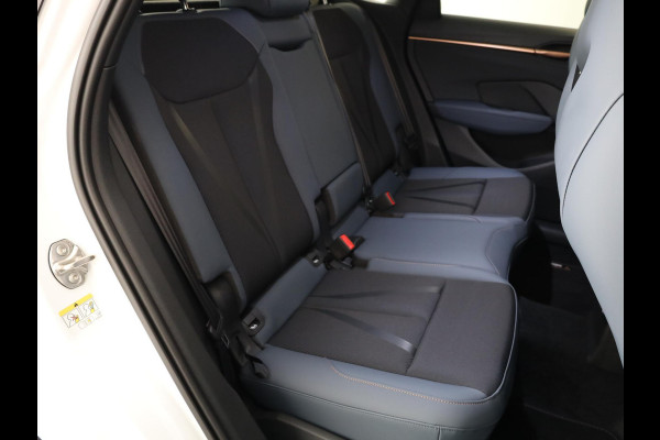 CUPRA Terramar 1.5 TSI e-Hybrid 204pk | Wegklapbare trekhaak | Navigatie via App | Matrix led verlichting | Parkeercamera