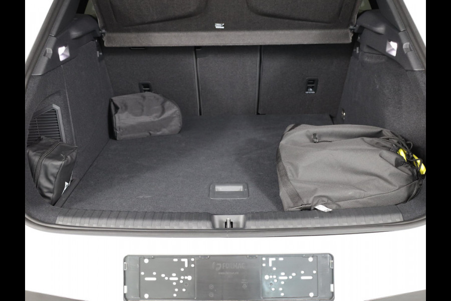 CUPRA Terramar 1.5 TSI e-Hybrid 204pk | Wegklapbare trekhaak | Navigatie via App | Matrix led verlichting | Parkeercamera