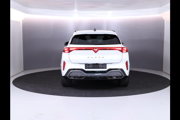 CUPRA Terramar 1.5 TSI e-Hybrid 204pk | Wegklapbare trekhaak | Navigatie via App | Matrix led verlichting | Parkeercamera