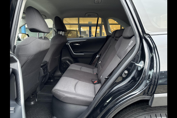 Toyota RAV4 2.5 Hybrid Black Edition | Stoelverwarming | Camera | Climate control | Cruise control