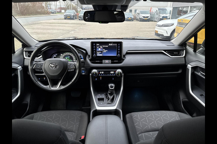 Toyota RAV4 2.5 Hybrid Black Edition | Stoelverwarming | Camera | Climate control | Cruise control