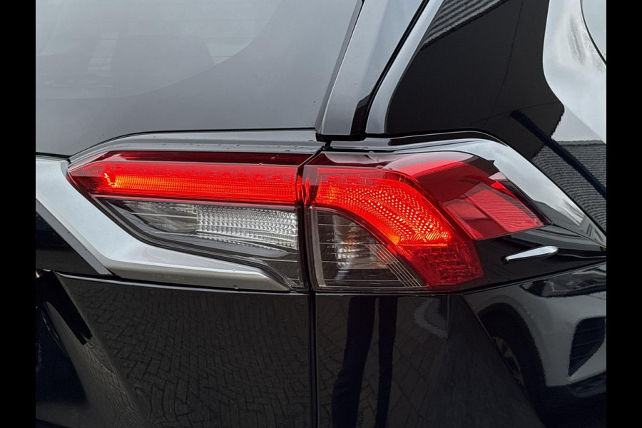 Toyota RAV4 2.5 Hybrid Black Edition | Stoelverwarming | Camera | Climate control | Cruise control