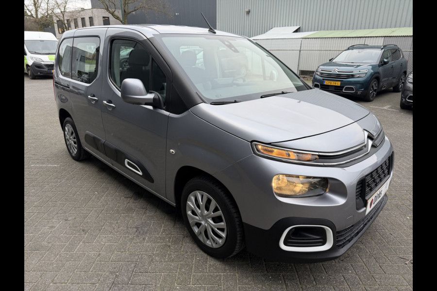 Citroën Berlingo 110pk Feel (Airco - Navigatie via APP - Parkeersensoren - Cruise Controle - 2x schuifdeuren)