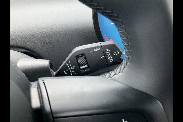 MINI Cooper E Essential 40.7 kWh Carplay DAB Camera Nieuwstaat