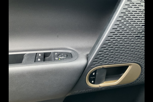 MINI Cooper E Essential 40.7 kWh Carplay DAB Camera Nieuwstaat