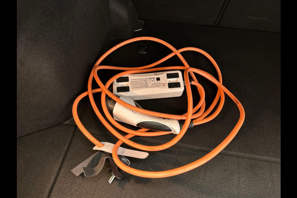 Kia Ceed Sportswagon 1.6 GDI PHEV DynamicPlusLine Stoel/Stuur Verwarming Lane Assist Navigatie Camera Carplay Keyless