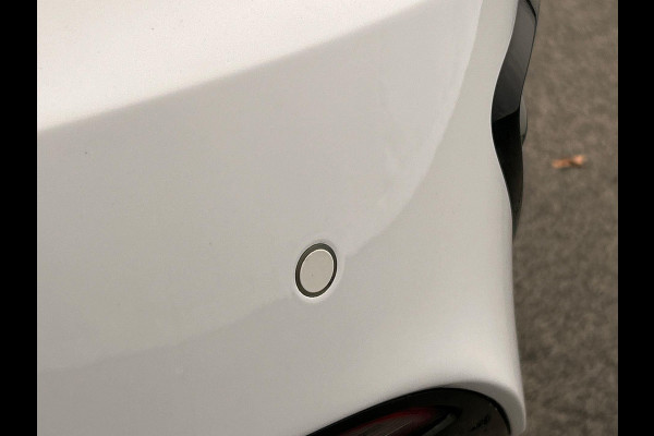 Kia Ceed Sportswagon 1.6 GDI PHEV DynamicPlusLine Stoel/Stuur Verwarming Lane Assist Navigatie Camera Carplay Keyless