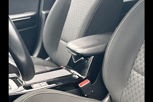 Kia Ceed Sportswagon 1.6 GDI PHEV DynamicPlusLine Stoel/Stuur Verwarming Lane Assist Navigatie Camera Carplay Keyless