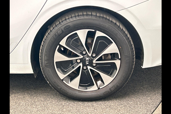 Kia Ceed Sportswagon 1.6 GDI PHEV DynamicPlusLine Stoel/Stuur Verwarming Lane Assist Navigatie Camera Carplay Keyless