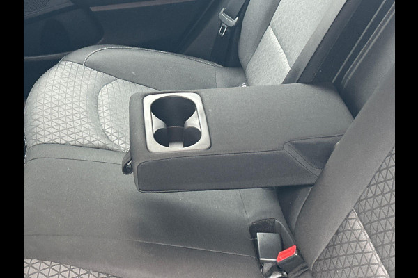 Kia Ceed Sportswagon 1.6 GDI PHEV DynamicPlusLine Stoel/Stuur Verwarming Lane Assist Navigatie Camera Carplay Keyless
