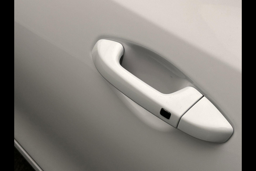 Kia Ceed Sportswagon 1.6 GDI PHEV DynamicPlusLine Stoel/Stuur Verwarming Lane Assist Navigatie Camera Carplay Keyless