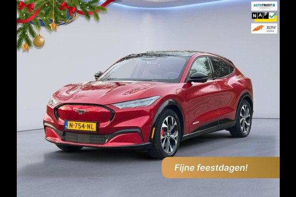 Ford Mustang Mach-E AWD 75 kWh, panoramadak, leder, achteruitrijcamera, 1 e eigenaar, NL auto met nationale auto pas