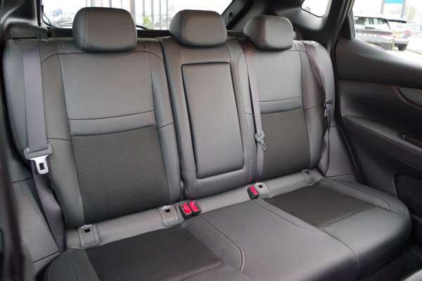 Nissan QASHQAI 1.3 DIG-T 160 PK Automaat Tekna, Trekhaak, 360 Camera, Stoelverwarming