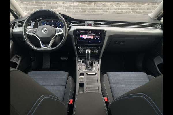 Volkswagen Passat Variant 1.4 TSI PHEV GTE Business | Elek Trekhaak | Virtual | LED | Camera | Carplay | Memory | Navi