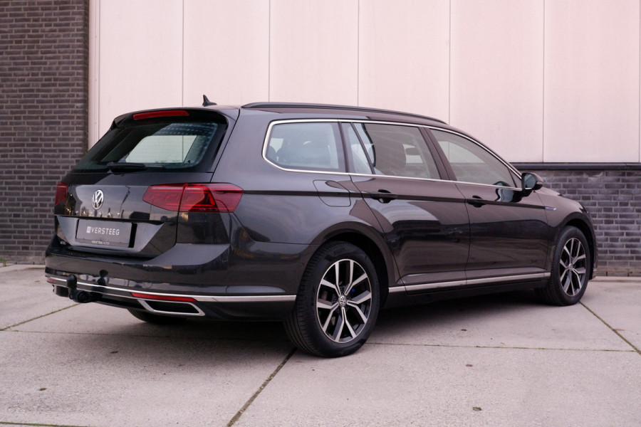 Volkswagen Passat Variant 1.4 TSI PHEV GTE Business | Elek Trekhaak | Virtual | LED | Camera | Carplay | Memory | Navi