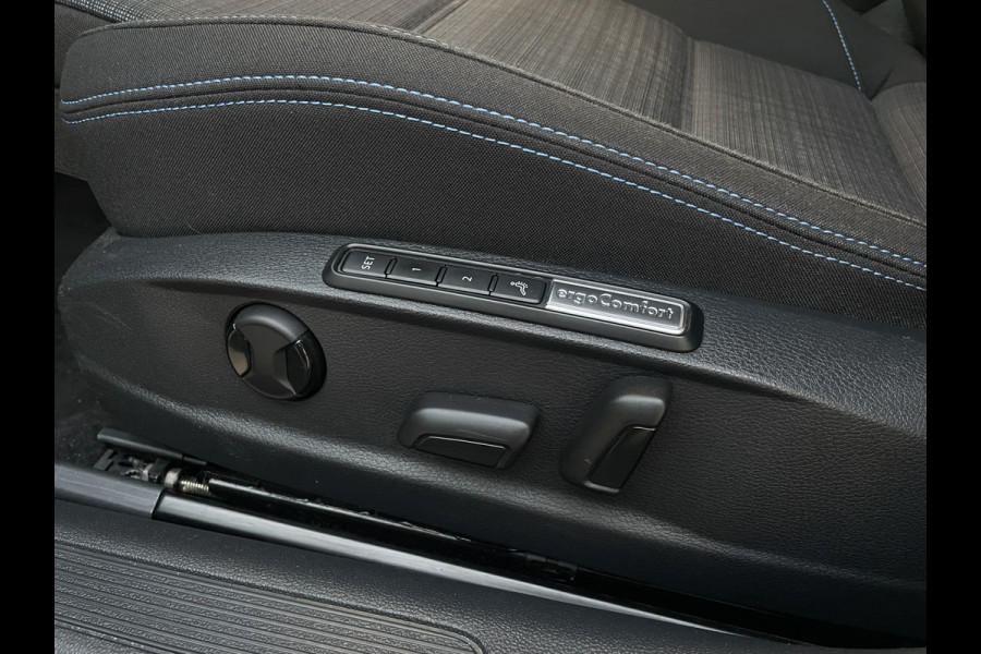 Volkswagen Passat Variant 1.4 TSI PHEV GTE Business | Elek Trekhaak | Virtual | LED | Camera | Carplay | Memory | Navi