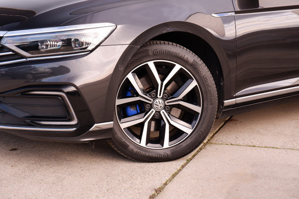 Volkswagen Passat Variant 1.4 TSI PHEV GTE Business | Elek Trekhaak | Virtual | LED | Camera | Carplay | Memory | Navi