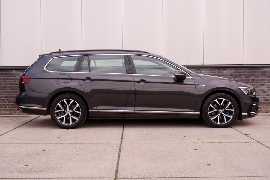 Volkswagen Passat Variant 1.4 TSI PHEV GTE Business | Elek Trekhaak | Virtual | LED | Camera | Carplay | Memory | Navi
