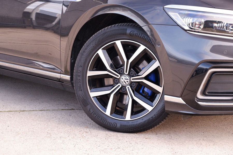 Volkswagen Passat Variant 1.4 TSI PHEV GTE Business | Elek Trekhaak | Virtual | LED | Camera | Carplay | Memory | Navi