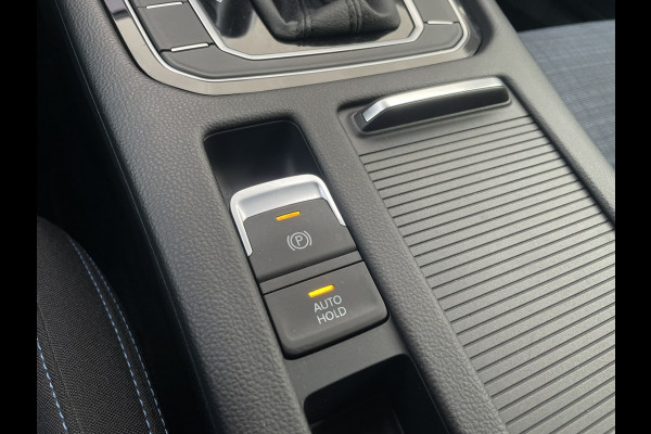 Volkswagen Passat Variant 1.4 TSI PHEV GTE Business | Elek Trekhaak | Virtual | LED | Camera | Carplay | Memory | Navi
