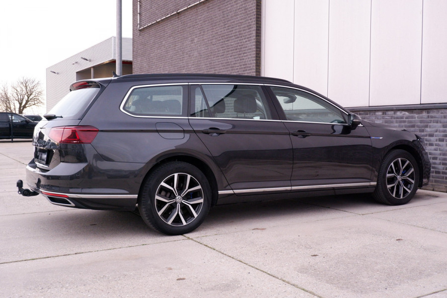 Volkswagen Passat Variant 1.4 TSI PHEV GTE Business | Elek Trekhaak | Virtual | LED | Camera | Carplay | Memory | Navi