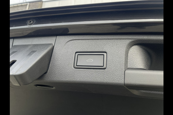 Volkswagen Passat Variant 1.4 TSI PHEV GTE Business | Elek Trekhaak | Virtual | LED | Camera | Carplay | Memory | Navi