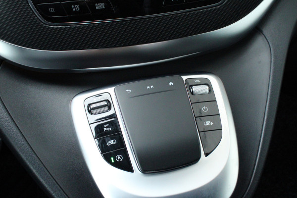 Mercedes-Benz V-Klasse 250d Lang / AMG / DC / Panorama / 2x Elec Schuifdeur / Burmester / Camera / NIEUWSTAAT