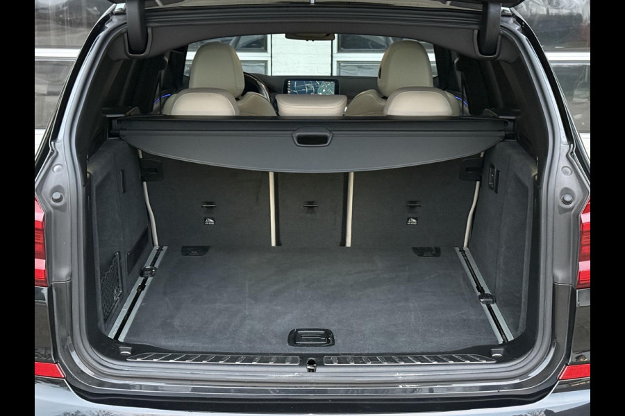 BMW X3 xDrive20i M SPORT | PANORAMA | TREKHAAK | SPORTSTOELEN | LEDER | CAMERA |