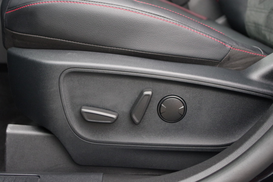 Ford Kuga 2.5 PHEV ST-Line X 225 PK, Trekhaak, 20" LM, 360 Camera, B&O Sound, Winterpakket