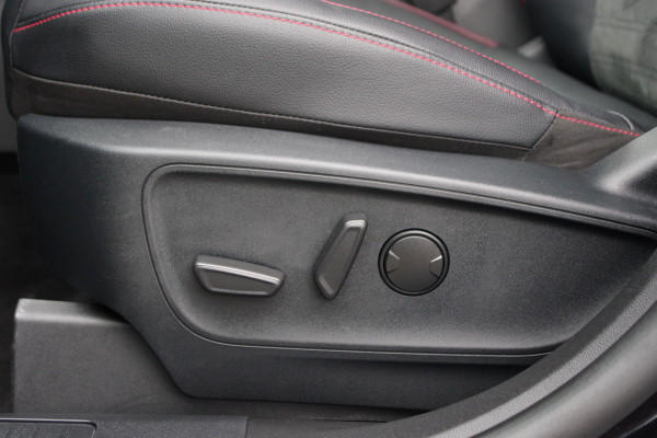 Ford Kuga 2.5 PHEV ST-Line X 225 PK, Trekhaak, 20" LM, 360 Camera, B&O Sound, Winterpakket