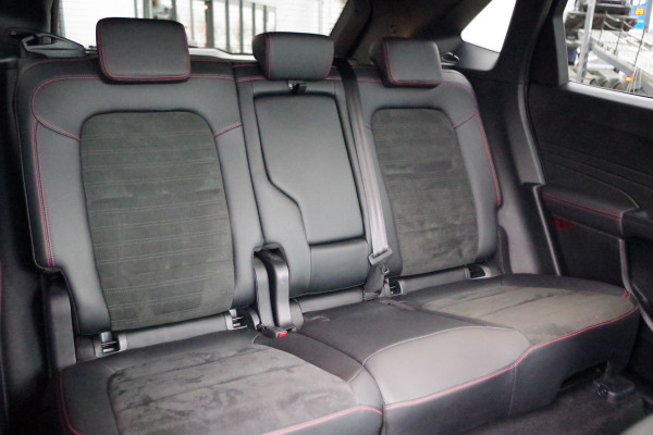 Ford Kuga 2.5 PHEV ST-Line X 225 PK, Trekhaak, 20" LM, 360 Camera, B&O Sound, Winterpakket