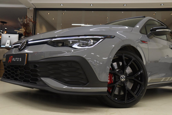 Volkswagen GOLF CLUBSPORT 2.0 TSI BLACK STYLE /NURBURGRING/PANO/HUD/CARPLAY/IQ-LIGHT/VOLL