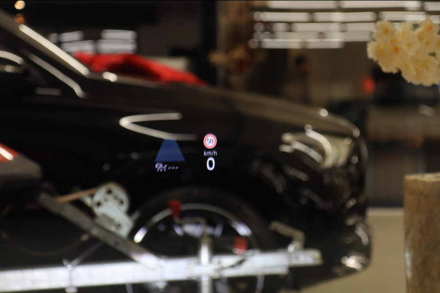 Volkswagen GOLF CLUBSPORT 2.0 TSI BLACK STYLE /NURBURGRING/PANO/HUD/CARPLAY/IQ-LIGHT/VOLL