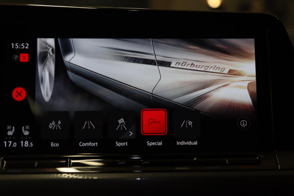 Volkswagen GOLF CLUBSPORT 2.0 TSI BLACK STYLE /NURBURGRING/PANO/HUD/CARPLAY/IQ-LIGHT/VOLL