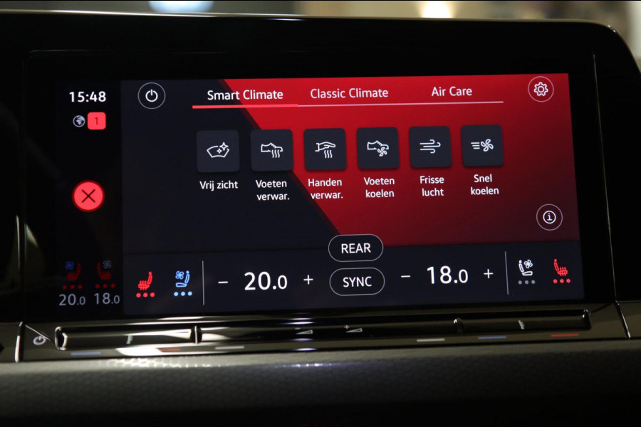 Volkswagen GOLF CLUBSPORT 2.0 TSI BLACK STYLE /NURBURGRING/PANO/HUD/CARPLAY/IQ-LIGHT/VOLL