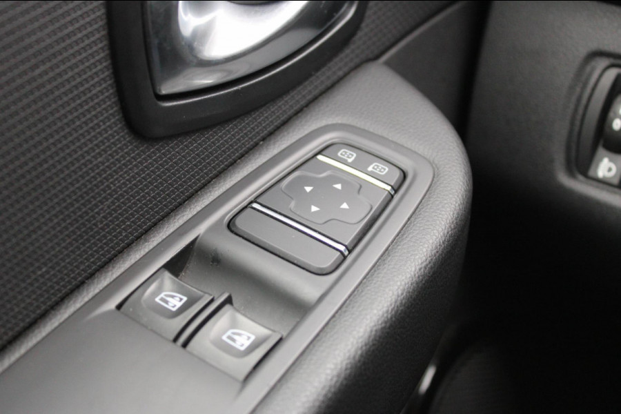 Renault Clio Estate 0.9 TCe Limited