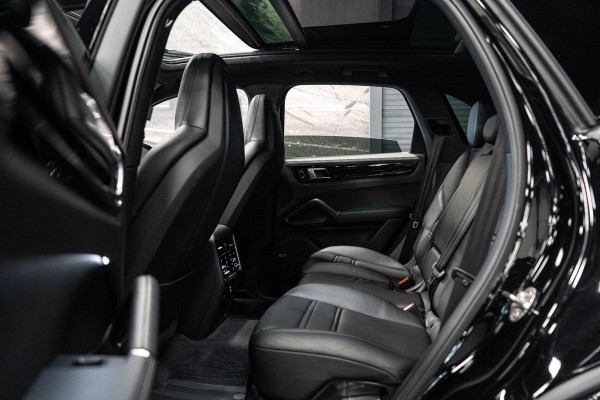 Porsche Cayenne 3.0 E-Hybrid *Sport-Chrono / Sport-Design / Panorama / BOSE / Soft-Close / Stoelventilatie*