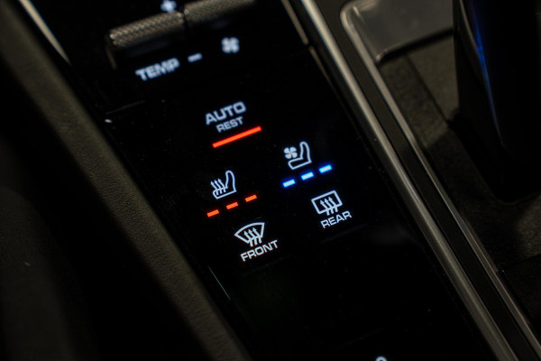 Porsche Cayenne 3.0 E-Hybrid *Sport-Chrono / Sport-Design / Panorama / BOSE / Soft-Close / Stoelventilatie*