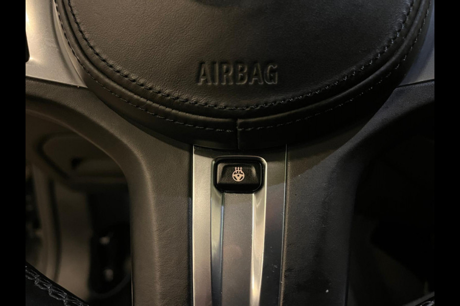 BMW 1-serie 120d xDrive High Executive|PANO|HUD|INRUIL MOGELIJK|