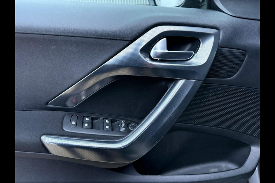 Peugeot 2008 1.2 PureTech Allure NAVI | CAMERA | PDC | CRUISE | TREKHAAK | NWE APK