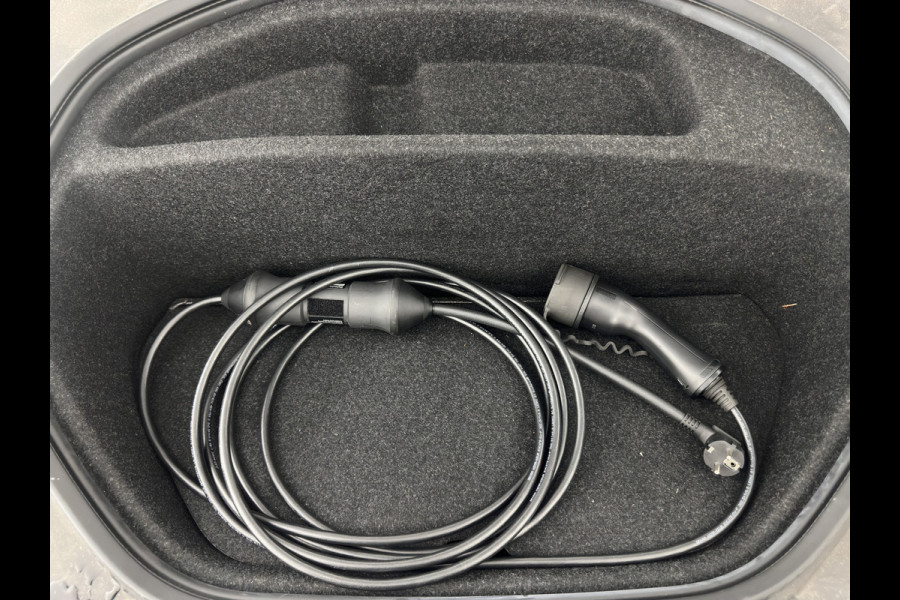 Polestar 2 Long Range Dual Motor Launch Edition 78kWh [ 3-Fase ] {SOH-92%} (INCL-BTW) *PANO | LEATHER | NAVI-FULLMAP | FULL-LED | BLIND-SPOT | KEYLESS | LANE-ASSIST | DIGI-COCKPIT | CARPLAY | DAB+ | HEATED-COMFORTSEATS | ECC | MEMORY-PACK | PDC | 20''ALU*