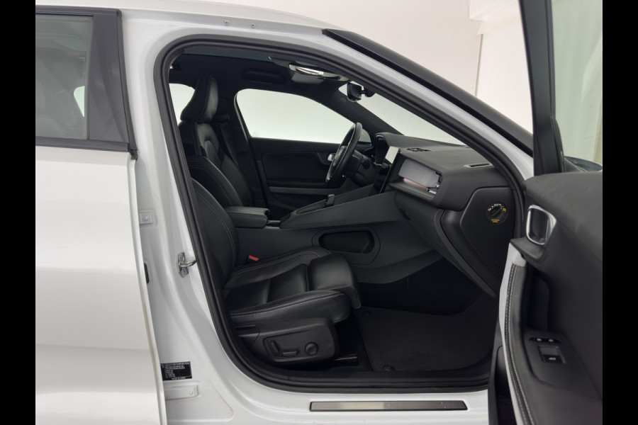 Polestar 2 Long Range Dual Motor Launch Edition 78kWh [ 3-Fase ] {SOH-92%} (INCL-BTW) *PANO | LEATHER | NAVI-FULLMAP | FULL-LED | BLIND-SPOT | KEYLESS | LANE-ASSIST | DIGI-COCKPIT | CARPLAY | DAB+ | HEATED-COMFORTSEATS | ECC | MEMORY-PACK | PDC | 20''ALU*