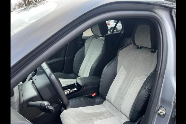 Peugeot e-2008 EV GT 50 kWh