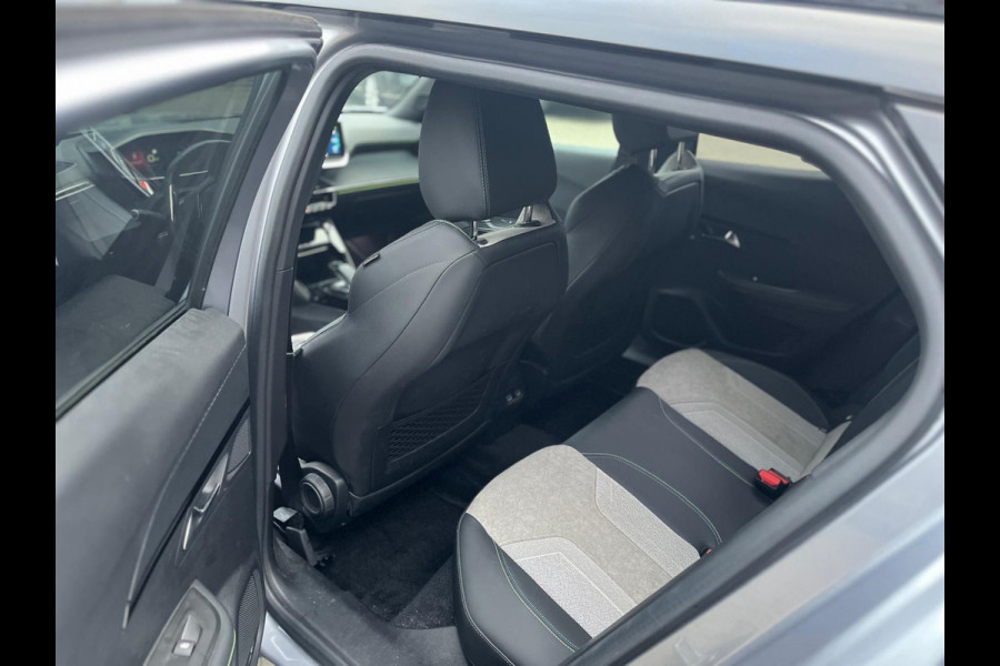 Peugeot e-2008 EV GT 50 kWh